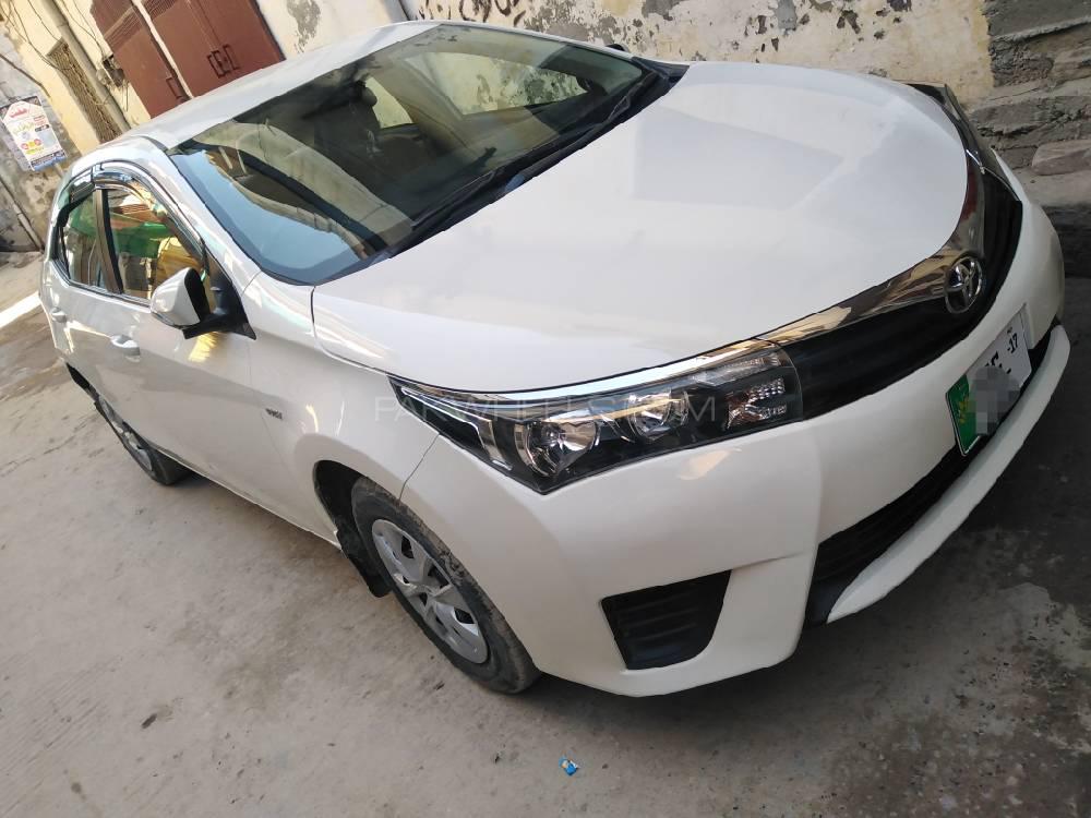Toyota Corolla 2017 for Sale in Dera ismail khan Image-1