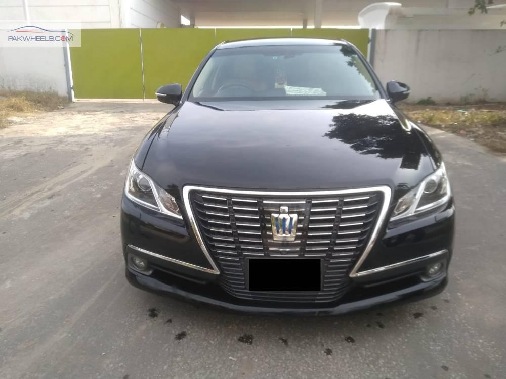 Toyota Crown 2013 for Sale in Islamabad Toyota Crown 2013 for Sale in Islamabad Image-2