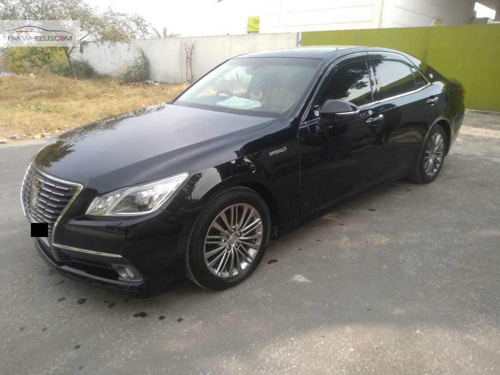 Toyota Crown 2013 for Sale in Islamabad Toyota Crown 2013 for Sale in Islamabad Image-3