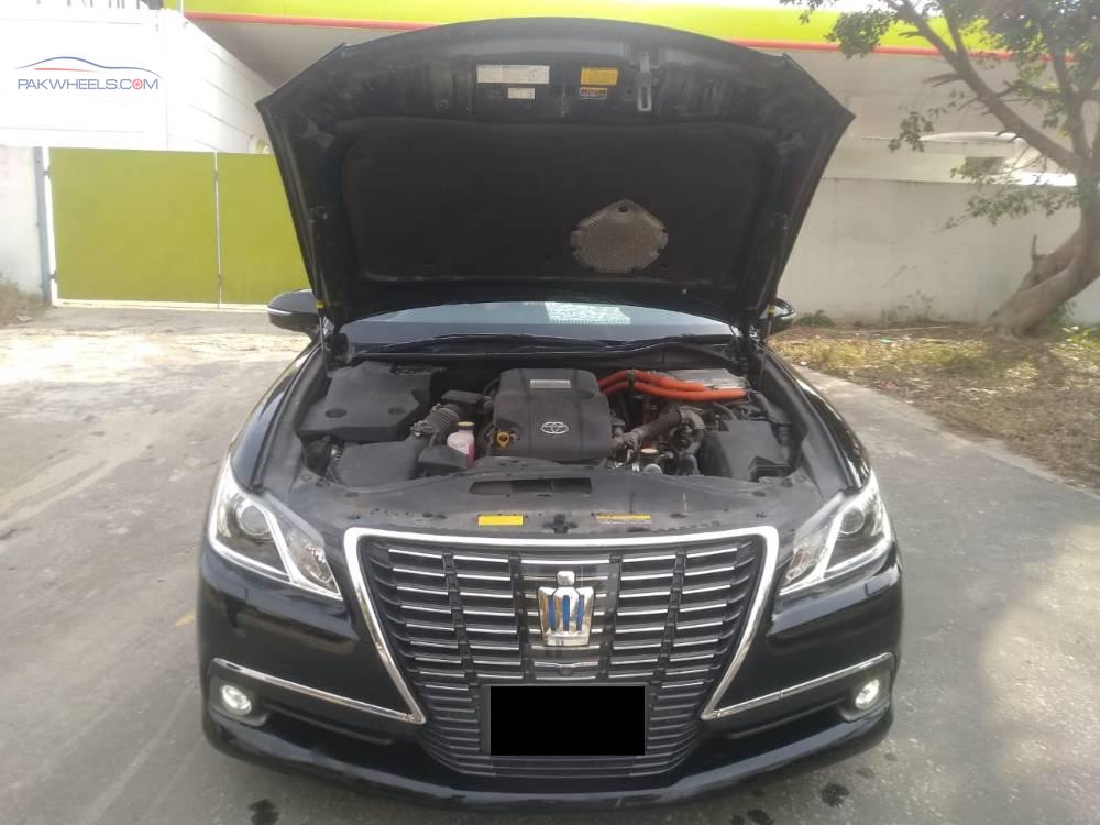 Toyota Crown 2013 for Sale in Islamabad Toyota Crown 2013 for Sale in Islamabad Image-13