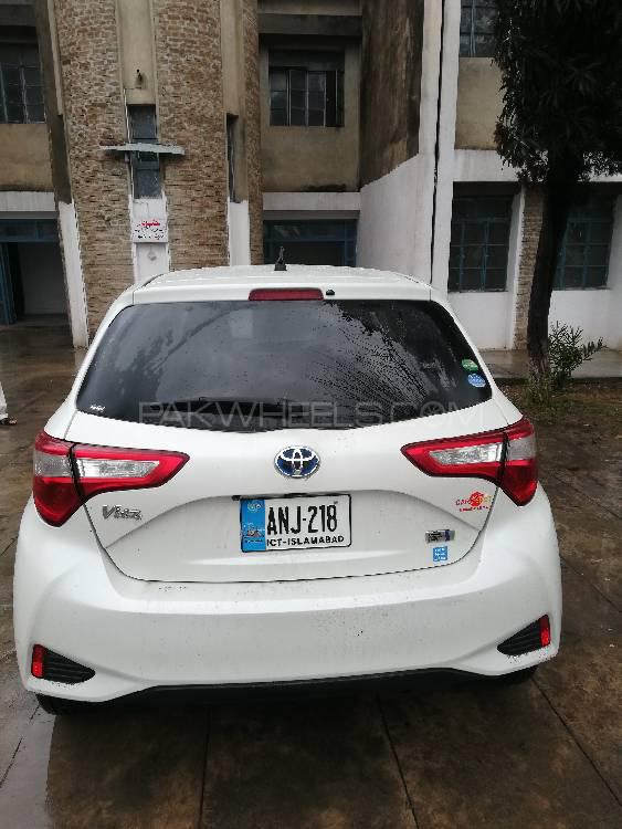 Toyota Vitz 2017 for Sale in Gujar Khan Image-1