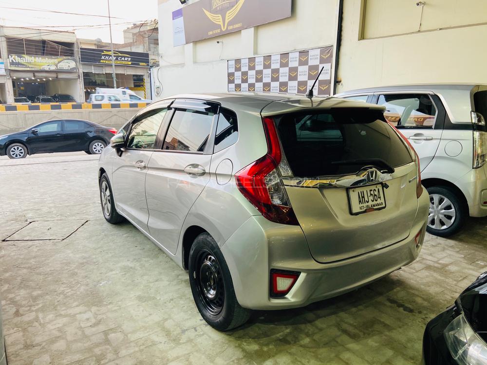 ہونڈا فٹ 2014 for Sale in ملتان ہونڈا فٹ 2014 for Sale in ملتان Image-3