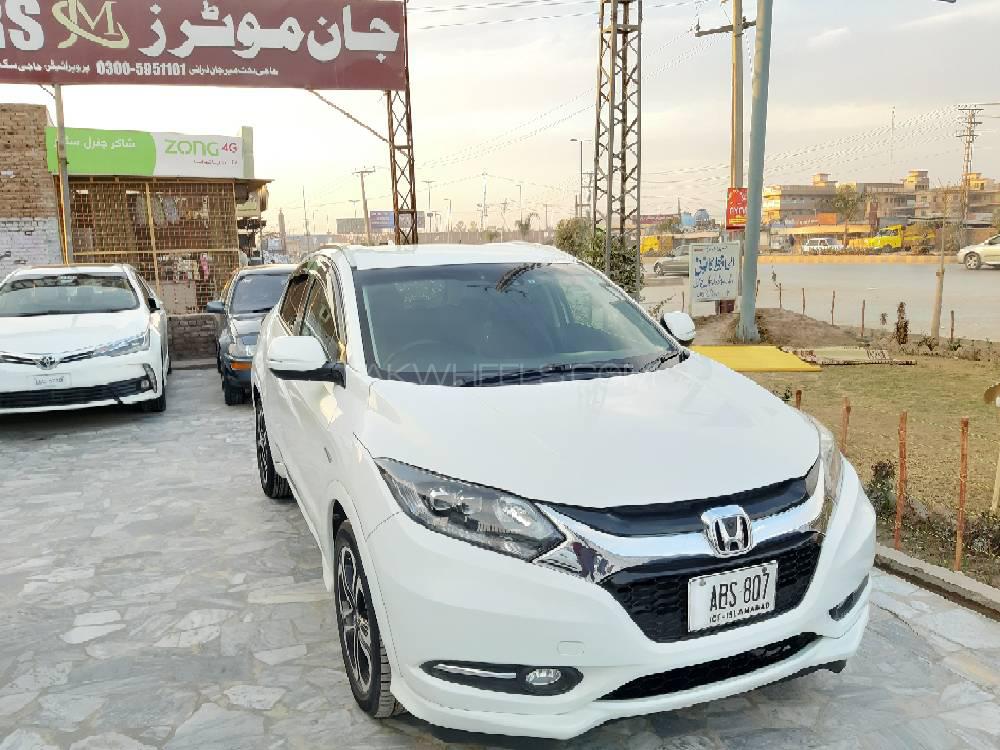 Honda Vezel 2016 for Sale in Peshawar Image-1