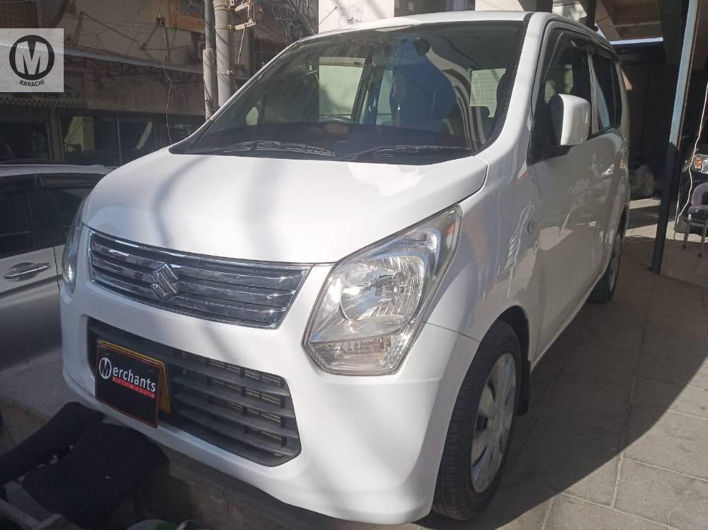 سوزوکی ویگن آر 2013 for Sale in کراچی سوزوکی ویگن آر 2013 for Sale in کراچی Image-3