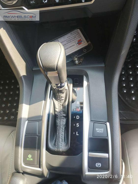 Honda Civic 2018 for Sale in Lahore Honda Civic 2018 for Sale in Lahore Image-12