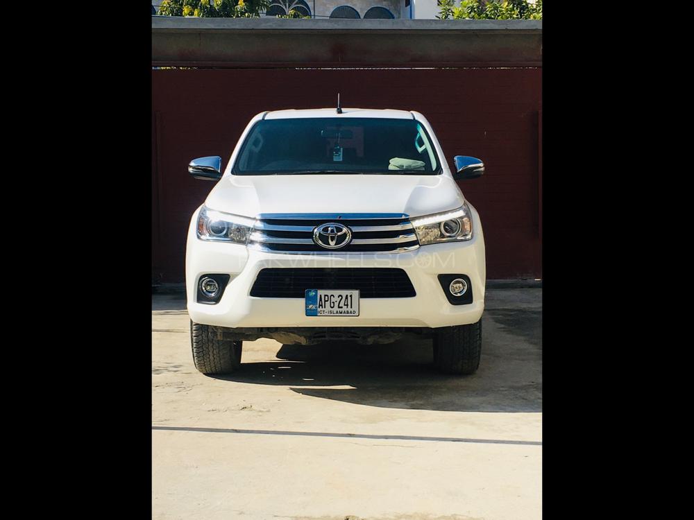 Toyota Hilux 2018 for Sale in Abbottabad Image-1