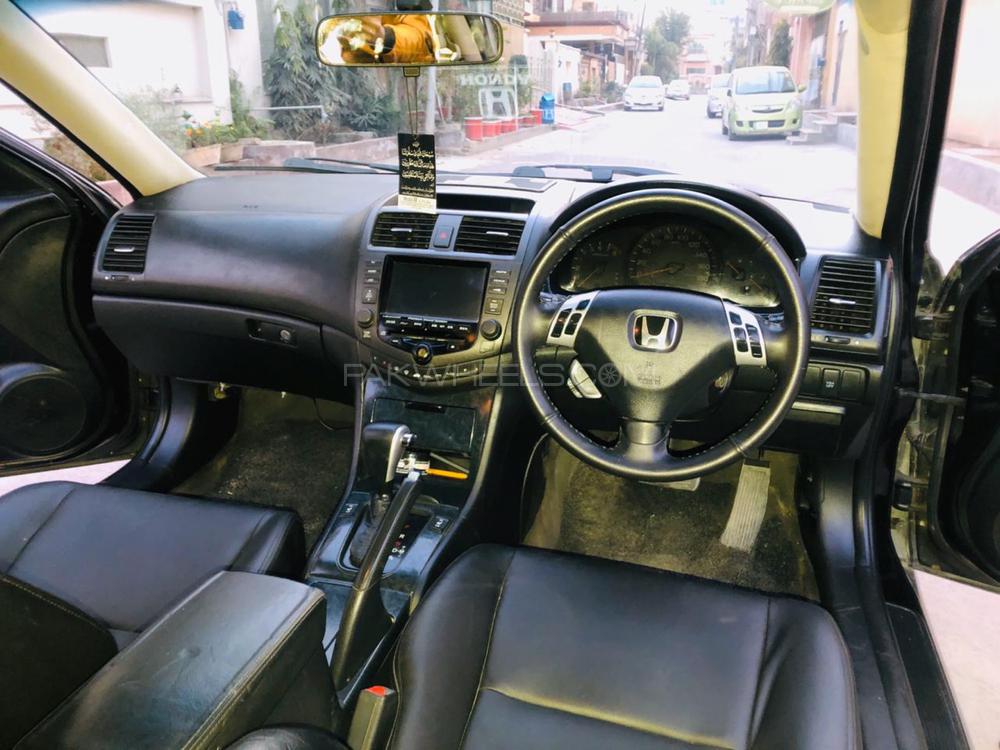Honda Accord 2003 for Sale in Faisalabad Honda Accord 2003 for Sale in Faisalabad Image-8
