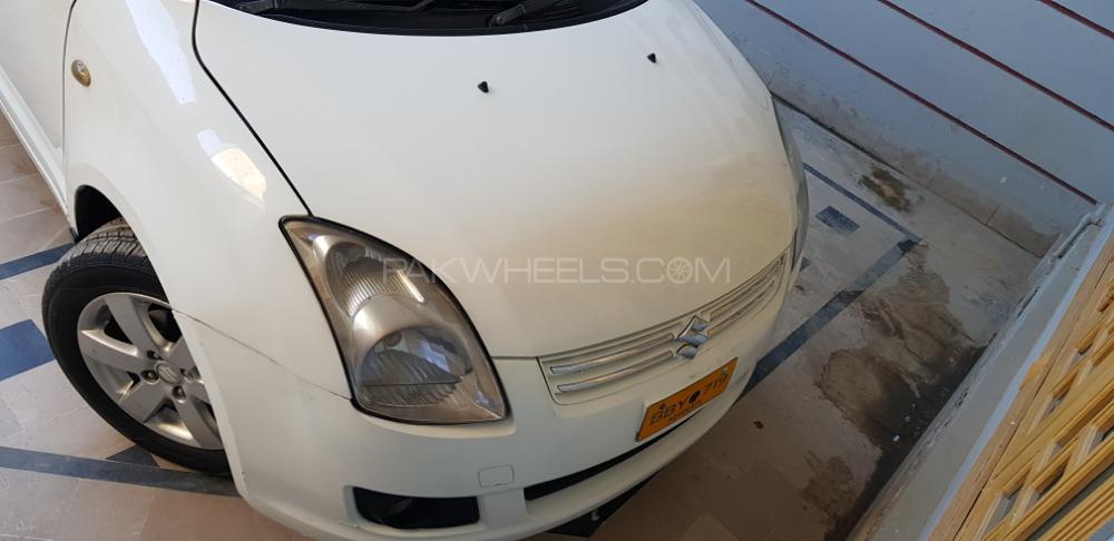 Suzuki Swift - 2014  Suzuki Swift - 2014  Image-18