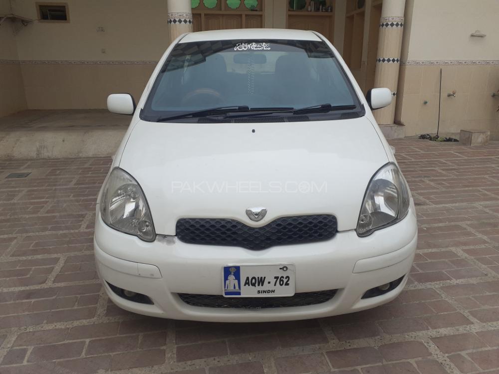 Toyota Vitz 2004 for Sale in Bannu Image-1