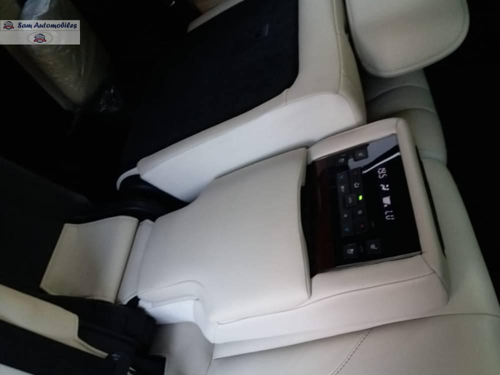 Lexus LX Series 2015 for Sale in Karachi Lexus LX Series 2015 for Sale in Karachi Image-9