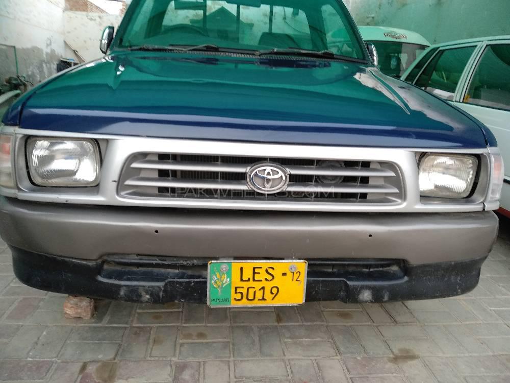 Toyota Hilux 2002 for Sale in Bahawalpur Image-1