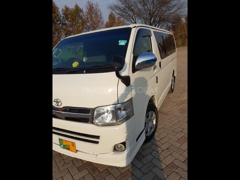 Toyota Hiace 2016 for Sale in Gujrat Image-1