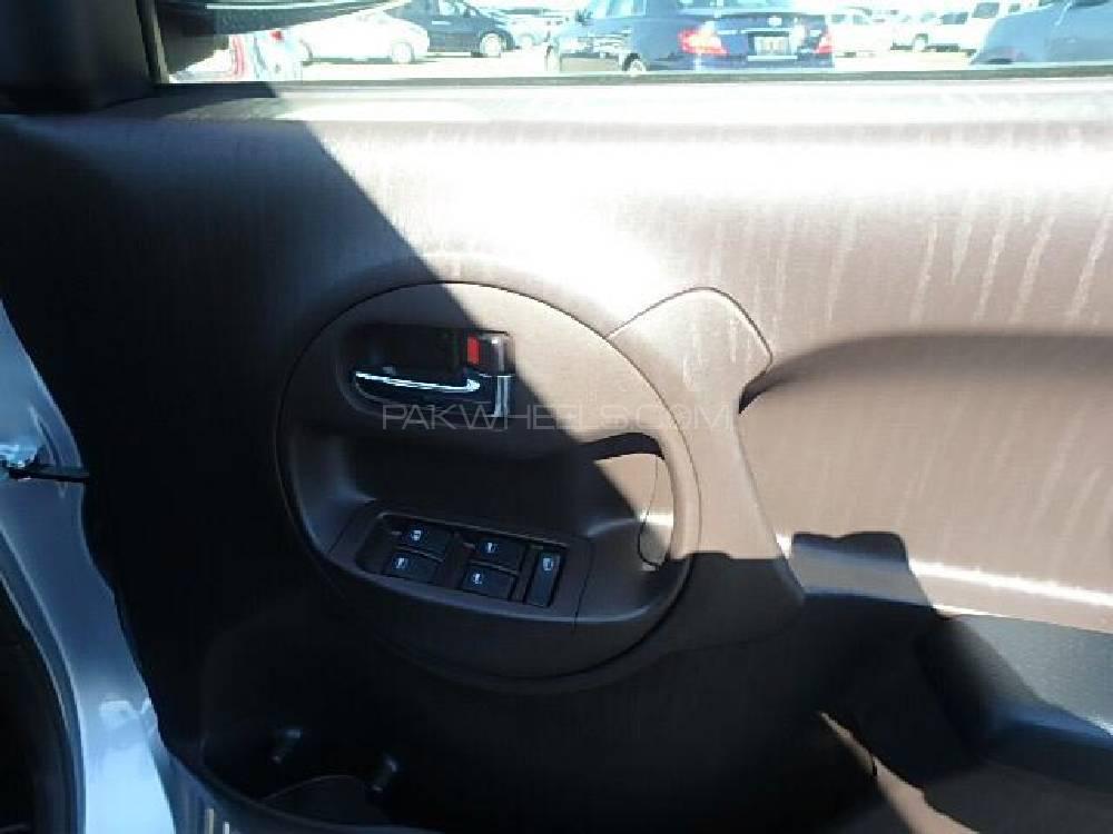 Toyota Passo 2015 for Sale in Gujrat Toyota Passo 2015 for Sale in Gujrat Image-12