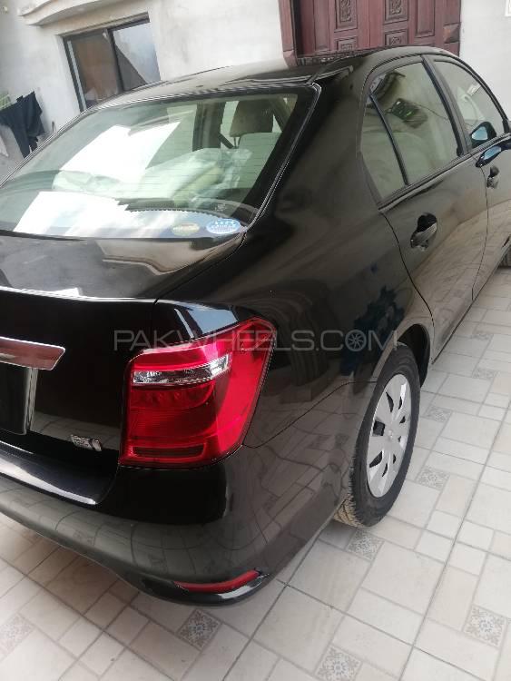 Toyota Corolla Axio 2015 for Sale in Mirpur khas Image-1