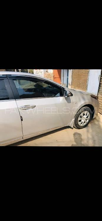 Toyota Corolla 2017 for Sale in Burewala Image-1