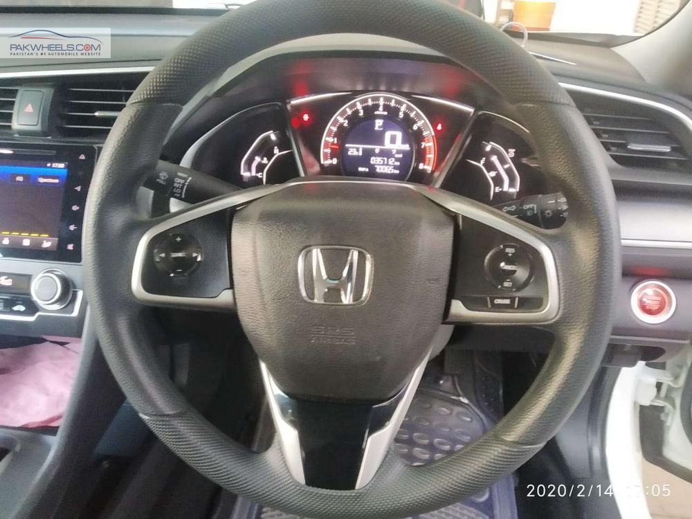 Honda Civic 2018 for Sale in Lahore Honda Civic 2018 for Sale in Lahore Image-6