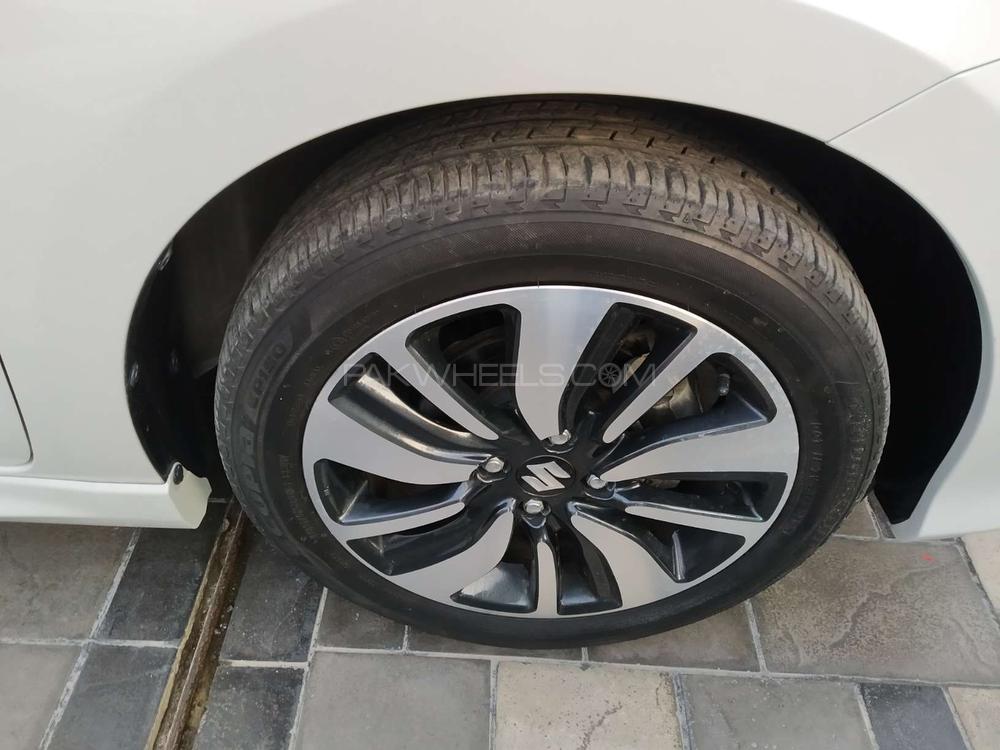 Suzuki Swift 2017 for Sale in Lahore Suzuki Swift 2017 for Sale in Lahore Image-4