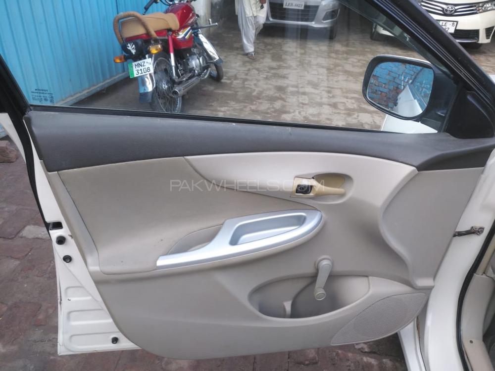 Toyota Corolla 2010 for Sale in Lahore Toyota Corolla 2010 for Sale in Lahore Image-3