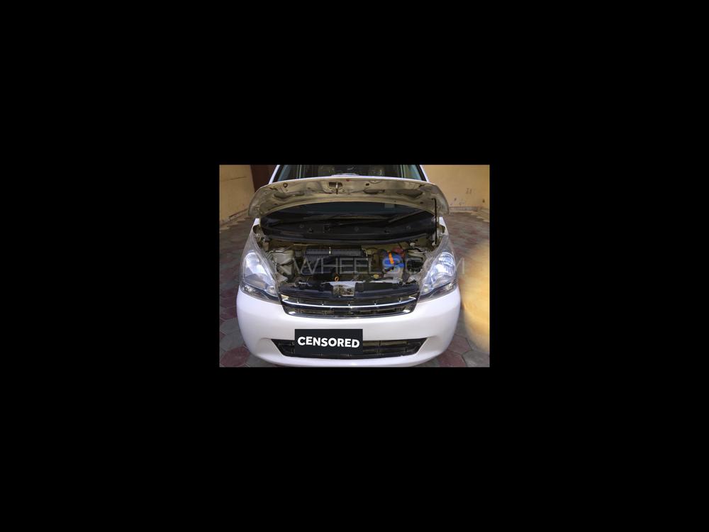 Daihatsu Move 2011 for Sale in Lahore Daihatsu Move 2011 for Sale in Lahore Image-5