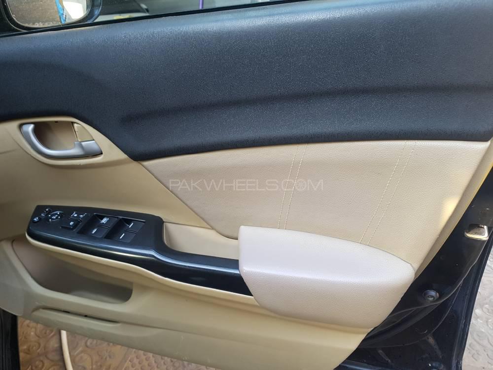 Honda Civic 2013 for Sale in Peshawar Honda Civic 2013 for Sale in Peshawar Image-10