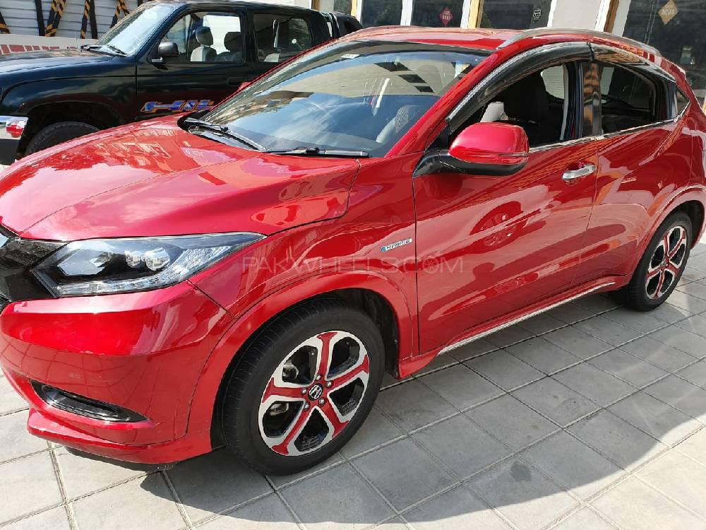 Honda Vezel 2016 for Sale in Islamabad Image-1