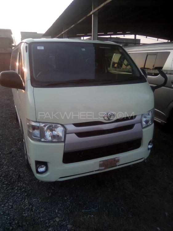Toyota Hiace 2016 for Sale in Gujranwala Image-1