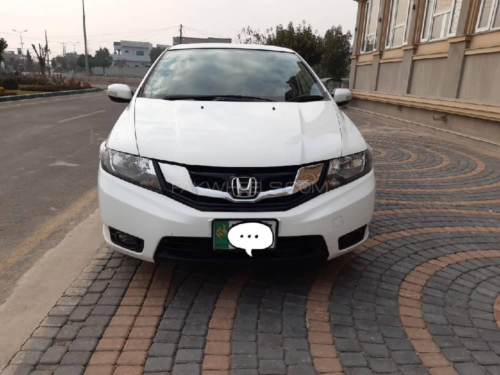 Honda City 2017 for Sale in Faisalabad Image-1