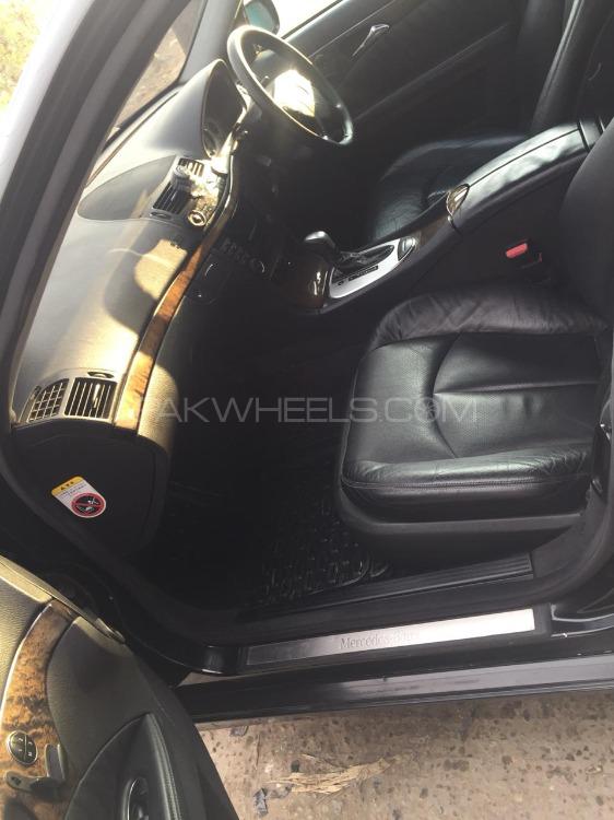 Mercedes Benz E Class 2004 for Sale in Islamabad Mercedes Benz E Class 2004 for Sale in Islamabad Image-6