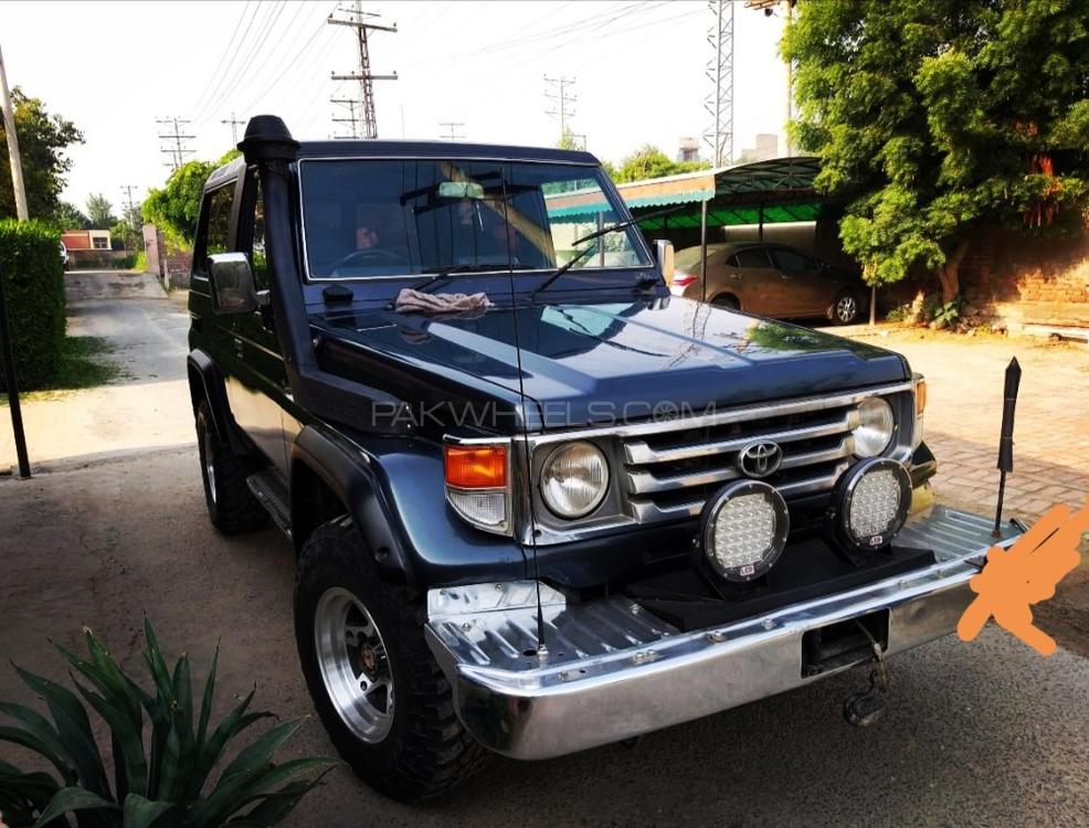 Toyota Land Cruiser 1985 for Sale in Pir mahal Image-1
