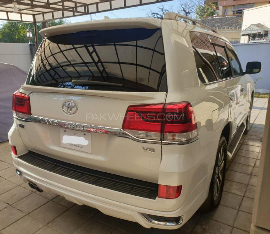 Toyota Land Cruiser 2015 for Sale in Islamabad Toyota Land Cruiser 2015 for Sale in Islamabad Image-4