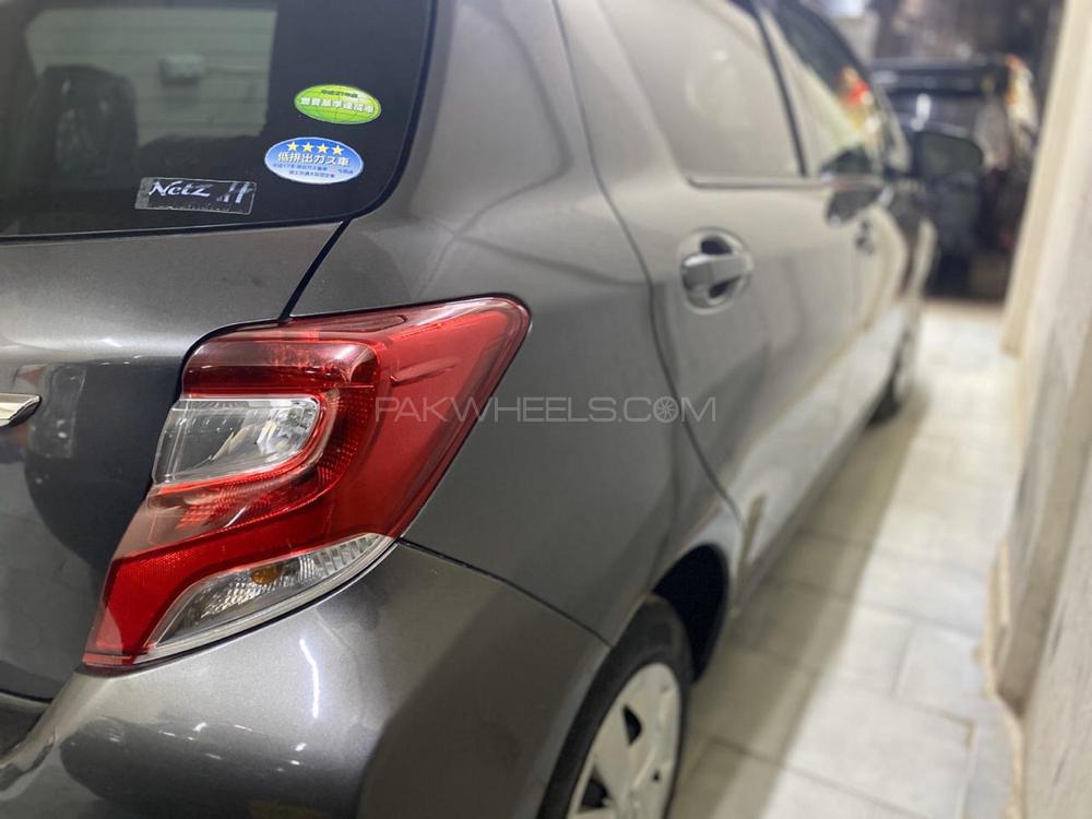 Toyota Vitz 2014 for Sale in Karachi Toyota Vitz 2014 for Sale in Karachi Image-9