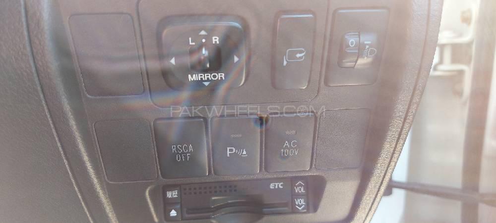 Toyota Land Cruiser 2011 for Sale in Islamabad Toyota Land Cruiser 2011 for Sale in Islamabad Image-11