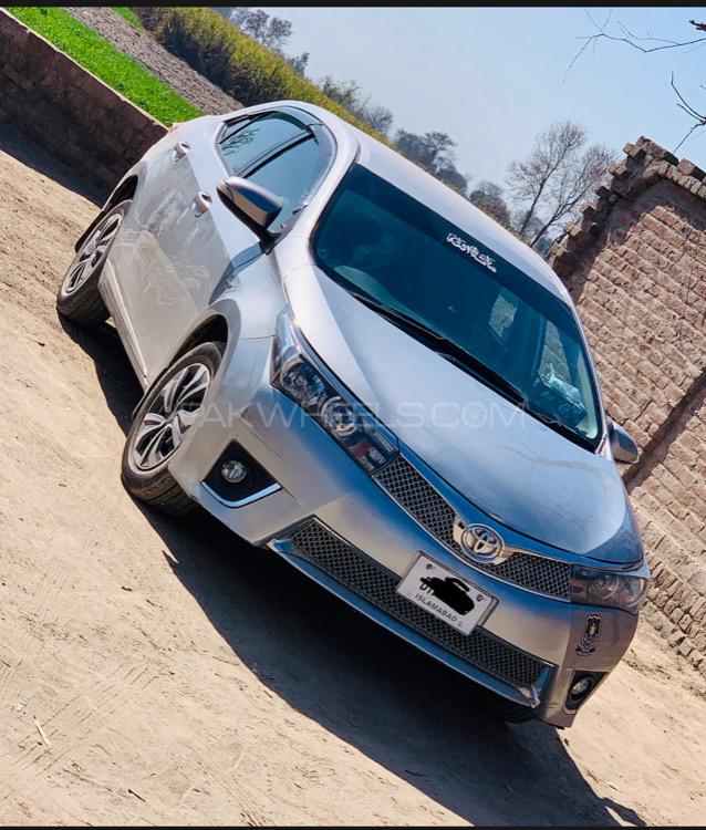 Toyota Corolla 2015 for Sale in Phalia Image-1