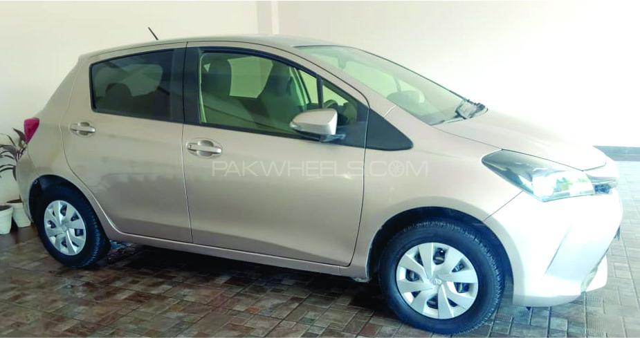 Toyota Vitz 2015 for Sale in Multan Toyota Vitz 2015 for Sale in Multan Image-2