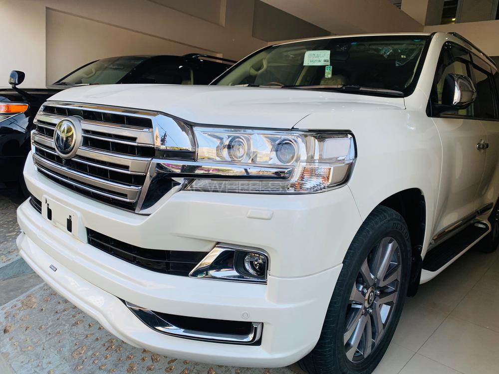 Toyota Land Cruiser 2017 for Sale in Karachi Image-1