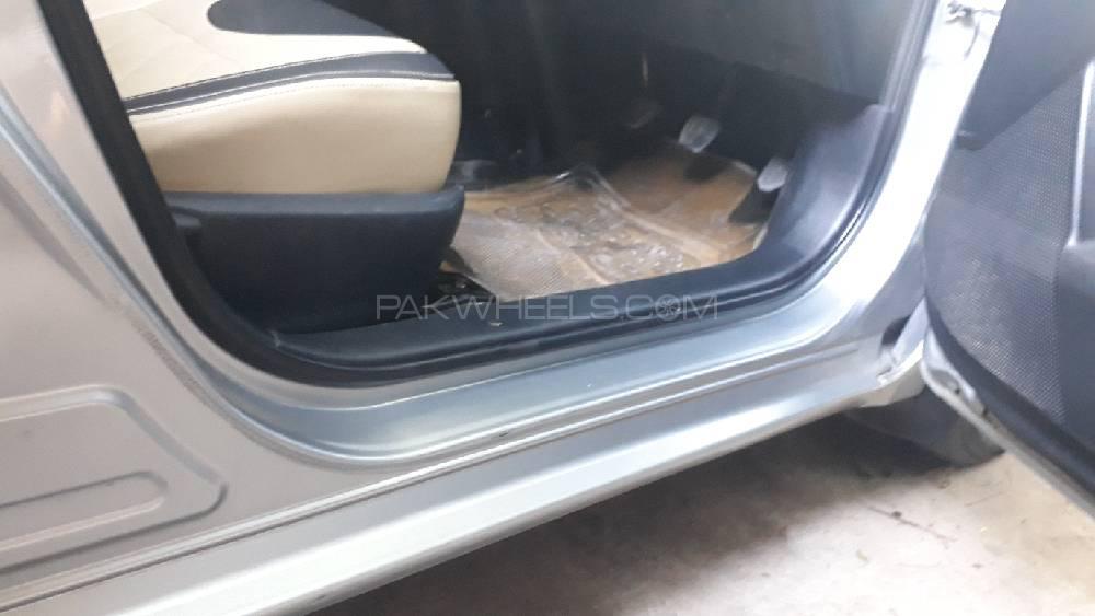 Toyota Corolla 2016 for Sale in Lahore Toyota Corolla 2016 for Sale in Lahore Image-9
