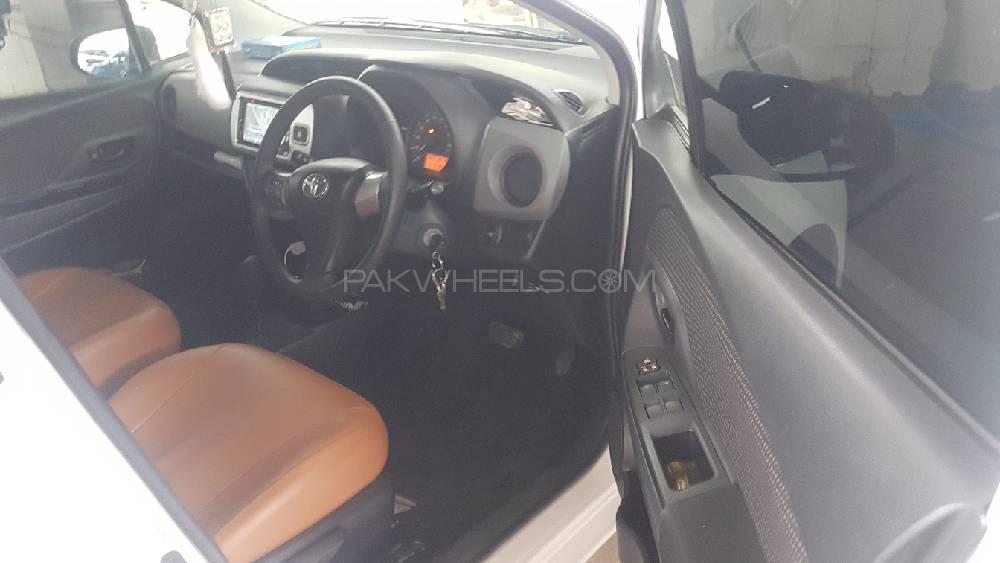 Toyota Vitz 2016 for Sale in Peshawar Toyota Vitz 2016 for Sale in Peshawar Image-8