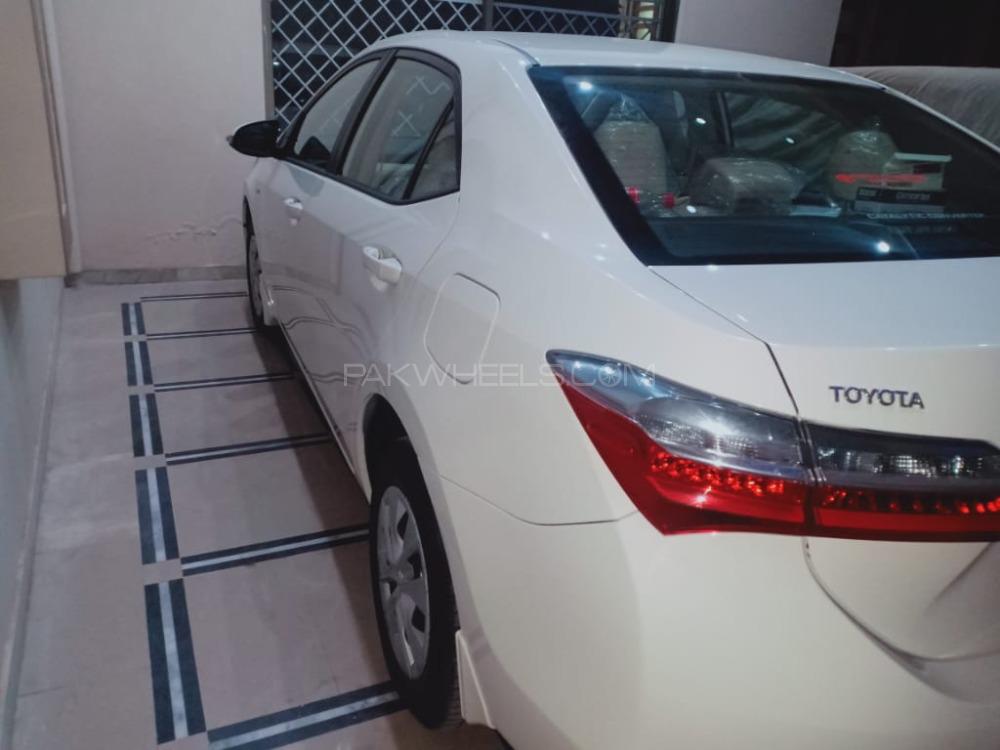 Toyota Corolla 2018 for Sale in Multan Toyota Corolla 2018 for Sale in Multan Image-3