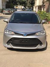 Toyota Corolla Fielder - 2015