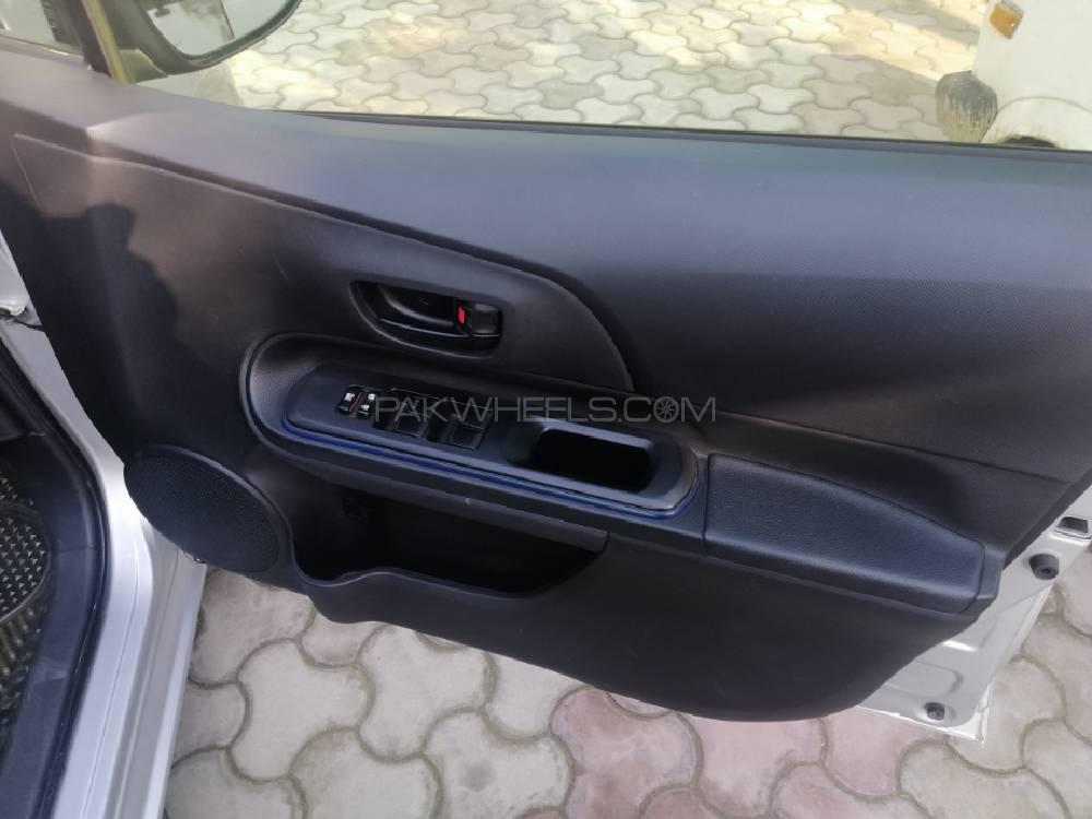 Toyota Aqua 2016 for Sale in Peshawar Toyota Aqua 2016 for Sale in Peshawar Image-8
