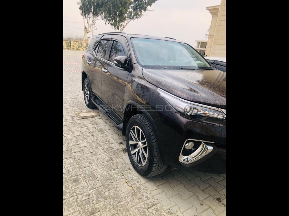 Toyota Fortuner 2017 for Sale in Peshawar Toyota Fortuner 2017 for Sale in Peshawar Image-2