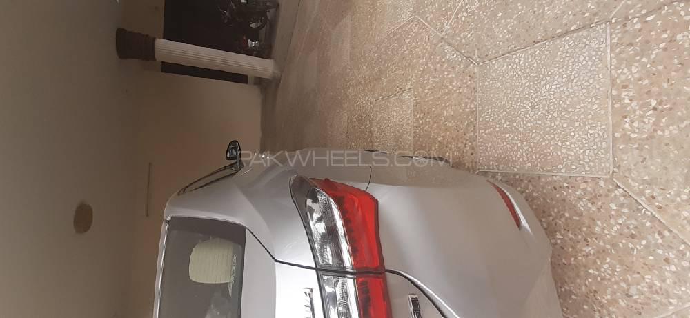 Toyota Corolla 2018 for Sale in Rawalpindi Toyota Corolla 2018 for Sale in Rawalpindi Image-4