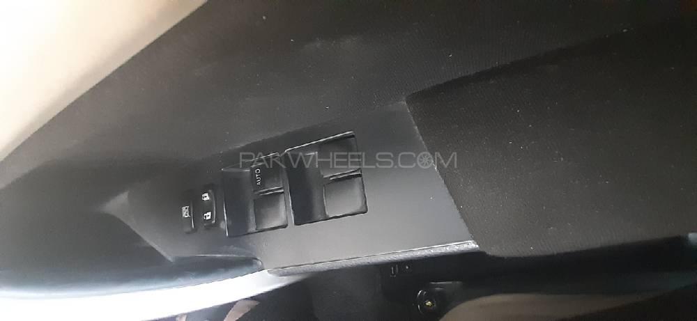 Toyota Corolla 2018 for Sale in Rawalpindi Toyota Corolla 2018 for Sale in Rawalpindi Image-8