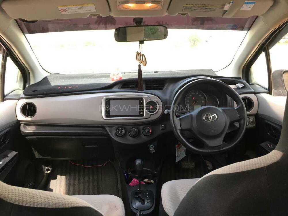 Toyota Vitz 2012 for Sale in Karachi Toyota Vitz 2012 for Sale in Karachi Image-3