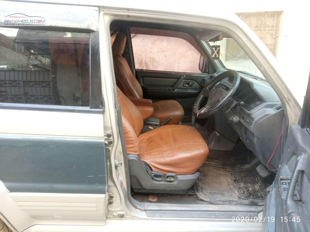 Mitsubishi Pajero 1992 for Sale in Karachi Mitsubishi Pajero 1992 for Sale in Karachi Image-11