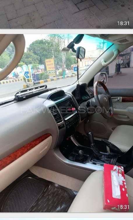 Toyota Prado 2004 for Sale in Sialkot Toyota Prado 2004 for Sale in Sialkot Image-5