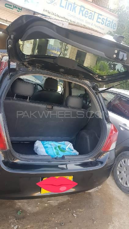 Toyota Vitz 2010 for Sale in Ahmed Pur East Toyota Vitz 2010 for Sale in Ahmed Pur East Image-2