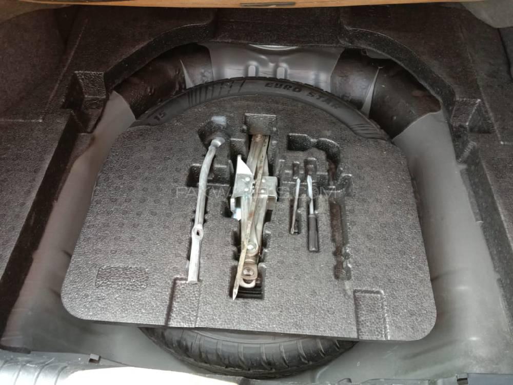 Honda Civic 2012 for Sale in Sargodha Honda Civic 2012 for Sale in Sargodha Image-10