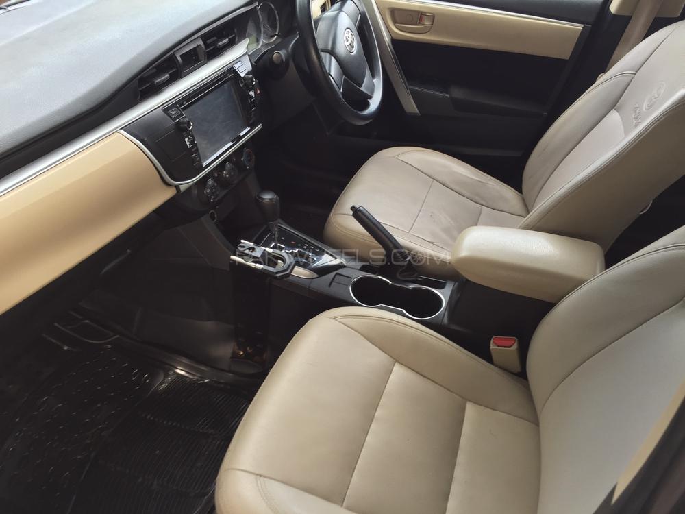 Toyota Corolla 2015 for Sale in Attock Toyota Corolla 2015 for Sale in Attock Image-9