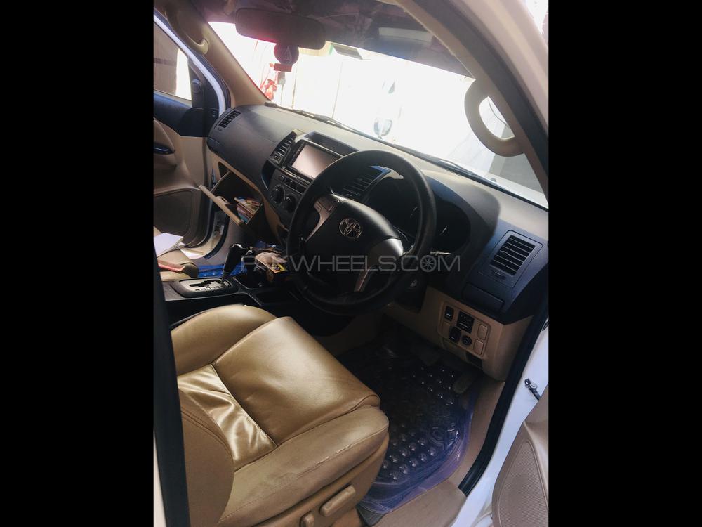 Toyota Fortuner 2015 for Sale in Sargodha Toyota Fortuner 2015 for Sale in Sargodha Image-6